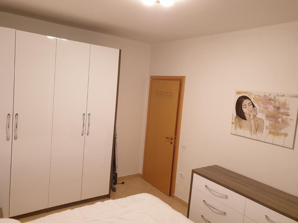 Asta Apartments Free Private Parking Vlore Ngoại thất bức ảnh